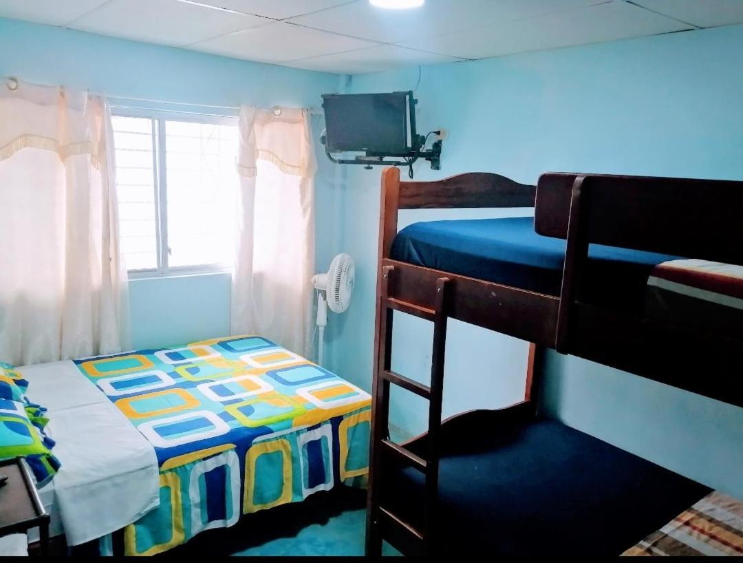 Hostal Aruba Atacames Rom bilde